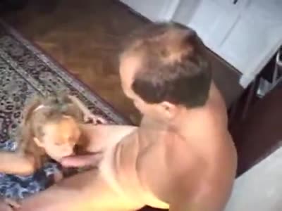 רוסיה מוצצת ונותנת עבודת יד