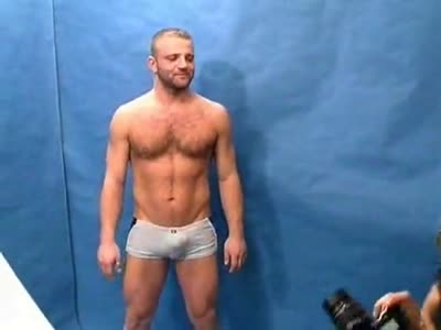 סקס גייז גאה נהדר לאחר הצילום